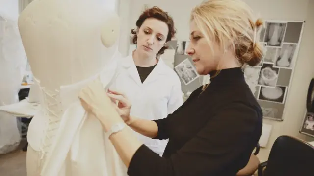 婚纱设计师雷普丽（Phillipa Lepley）