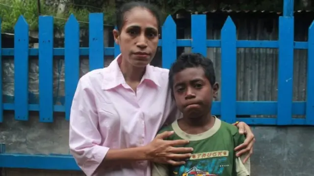 Konstance, ODHA di Papua