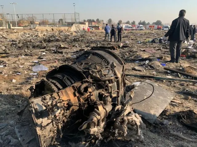 Pesawat Ukraina jatuh di Kiev