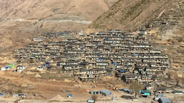 तकसेरा गाउँ