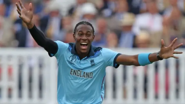 ஜோஃப்ரா ஆர்ச்சர் இங்கிலாந்தின் ஹீரோவானது எப்படி?