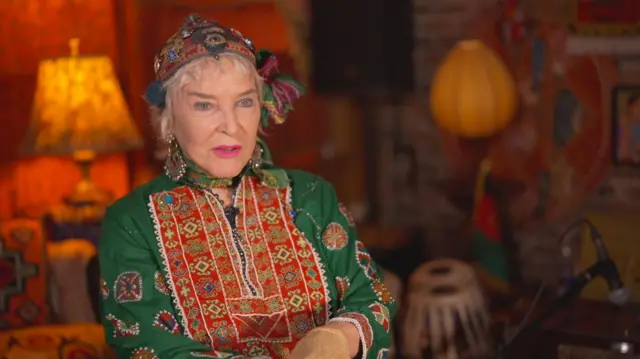 ابیگیل می‌ترسید پذیرفته نشود، اما حالا جامعه‌ی افغانستان او را پذیرفته است.