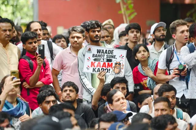 क्रॉक्रोच जनता पार्टी