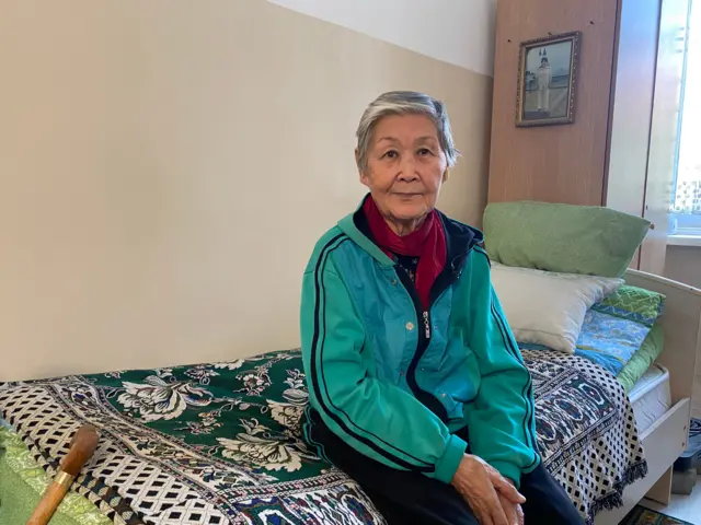 Шарипа Ибакованын жашы сексенден ашкан