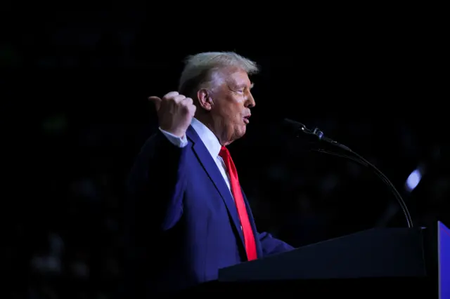 पेन्सिल्भेनिआको र्‍यालीमा ट्रम्प 