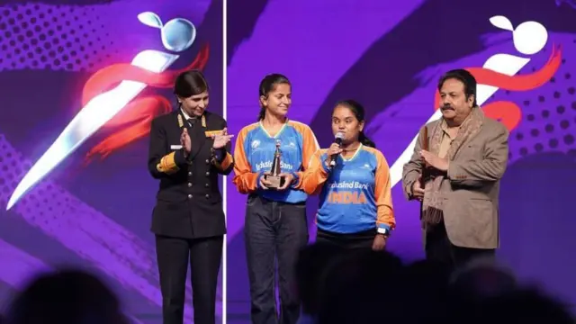 ఇండియన్ స్పోర్ట్స్ వుమన్ ఆఫ్ ది ఇయర్ 