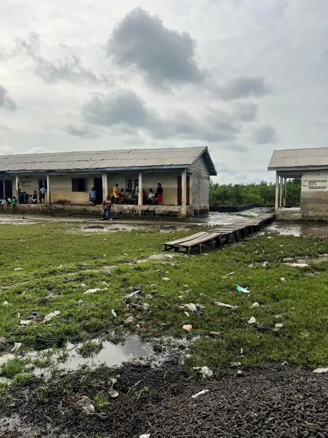 Wide shot of Migrant Fishermen Children's School Dic Fiberesima Ama, Okrika LGA