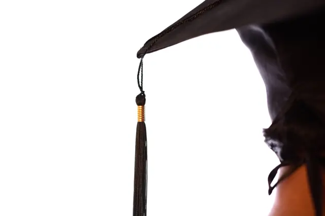 बनावट प्रमाणपत्र