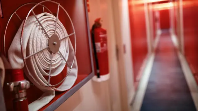 অগ্নি নির্বাপন ব্যবস্থা।