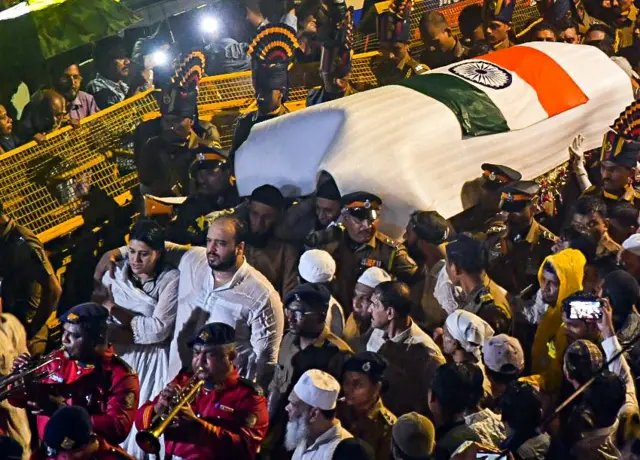 बाबा सिद्दीकी का पार्थिव शरीर