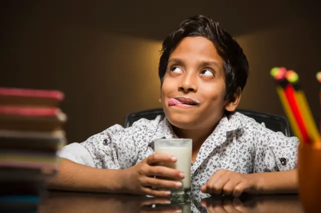 દૂધ અને દૂધમાંથી બનતી પનીર, ચીઝ અને બીજી અન્ય વસ્તુઓ પ્રોટીનનો એક મુખ્ય સ્ત્રોત છે