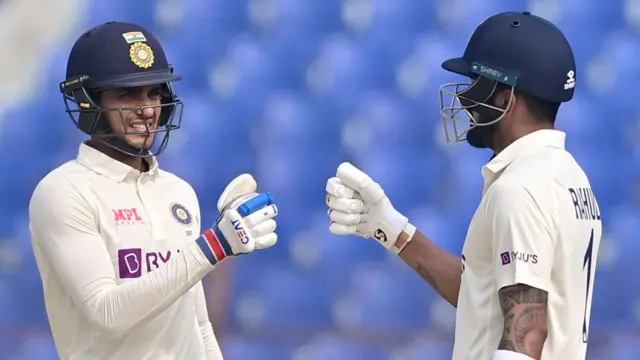 सलामी बल्लेबाज़