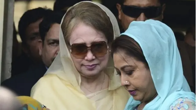 খালেদা জিয়ার বিরুদ্ধে ৩০টির বেশি মামলা রয়েছে।