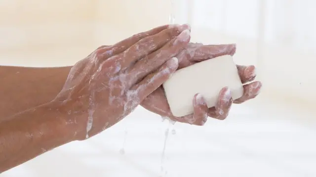 มือสะอาด