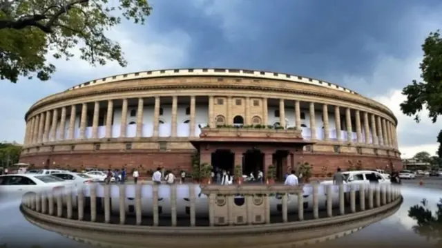 இந்திய நாடாளுமன்றம்.