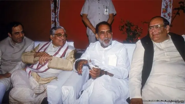 మురళీ మనోహర్ జోషి, చంద్రశేఖర్‌తో అరుణ్ నెహ్రూ