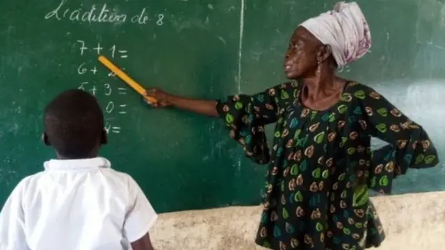 Bernadette Lukoki yamye asaba leta kumwibuka kugira ngo afate ikiruhuko cy'izabukuru kuko ubu atangiye kugira intege nke z'umubiri.