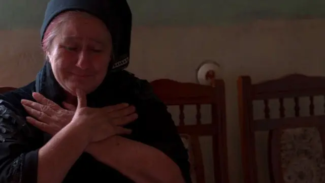 Севинж кўз ёшларини тўхтатолмайди