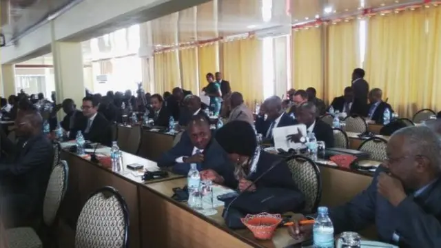 Intumwa z'abarundi zitavye ibiganiro vy'abarundi i Arusha muri Tanzania itariki 21 z'ukwezi kwa gatanu mu 2016