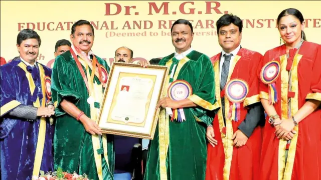 'டாக்டர் பட்டம் பெற்றதன் மூலம் பொறுப்புகள் அதிகரித்துள்ளன'