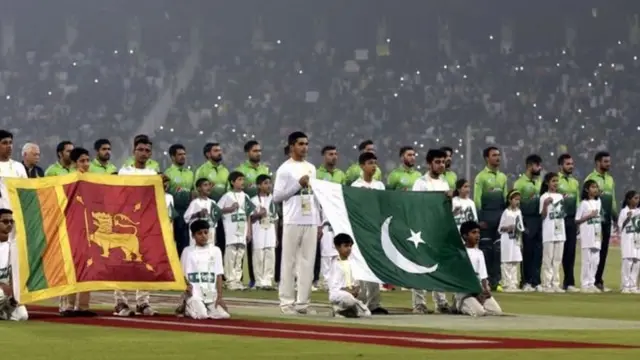 තරඟය ආරම්භ කිරීමට පෙර