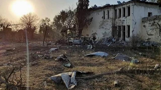 حمله به قرارگاه نیروهای ویژه پلیس در خوست؛ پنج نظامی کشته و ۳۴ نفر دیگر از جمله ۹ غیرنظامی زخمی شدند