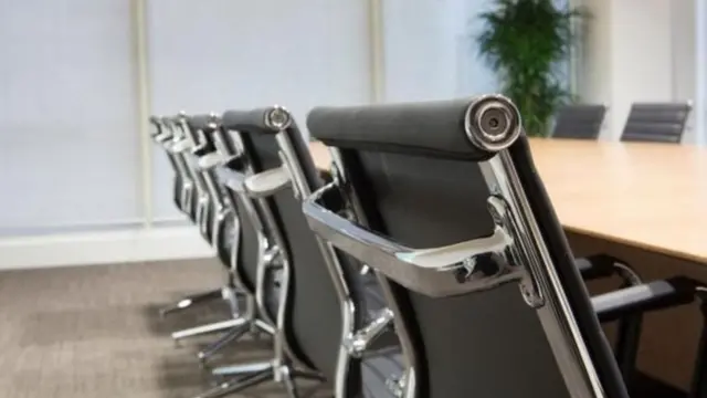 ऑफिस मीटिंग