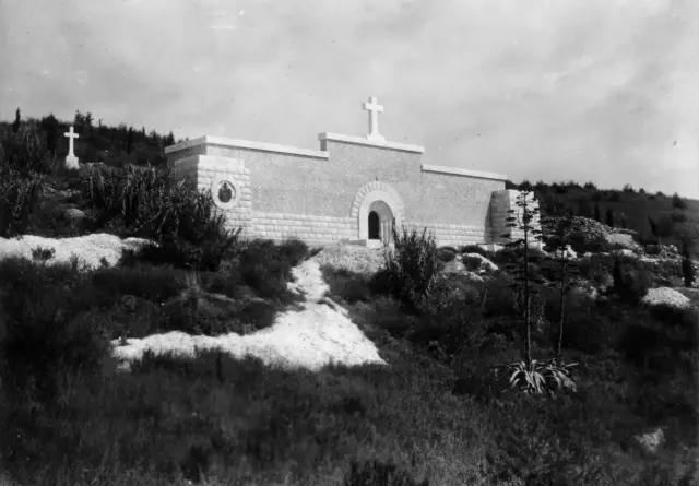 Nekada je mauzolej-kosturnica na ostrvu Vido ovako izgledala