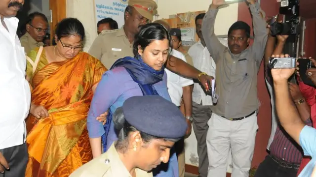 சோஃபியா கைது குறித்து ஷோஃபியா என்ன சொல்கிறார்?