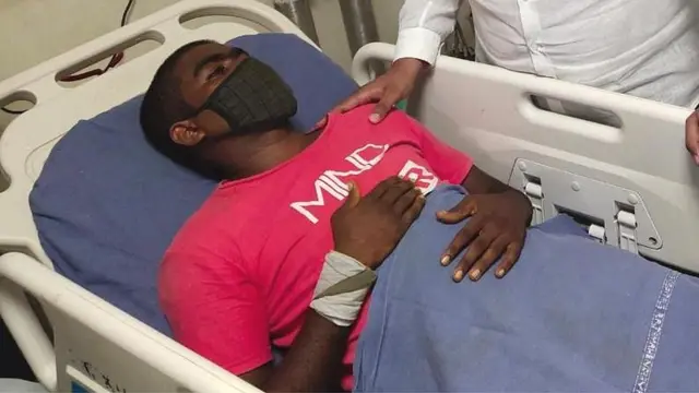 రాజమహేంద్రవరం బొల్లినేని ఆస్పత్రిలో చికిత్స పొందుతున్న బాధితుడు వెండుగమిల్లి ప్రసాద్