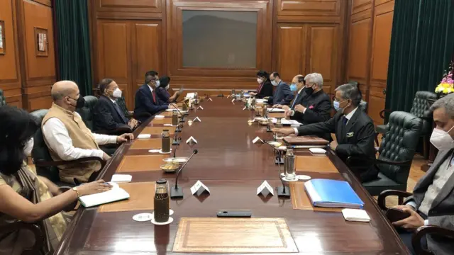 பொருளாதார நெருக்கடிக்கு மத்தியில், இந்திய பிரதமர் இலங்கைக்கு விஜயம்