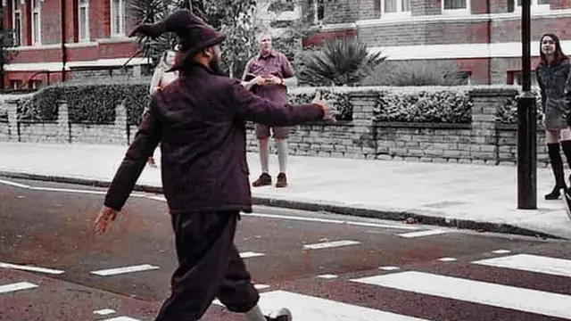 "Bahagianya spesial", kata Irfan.