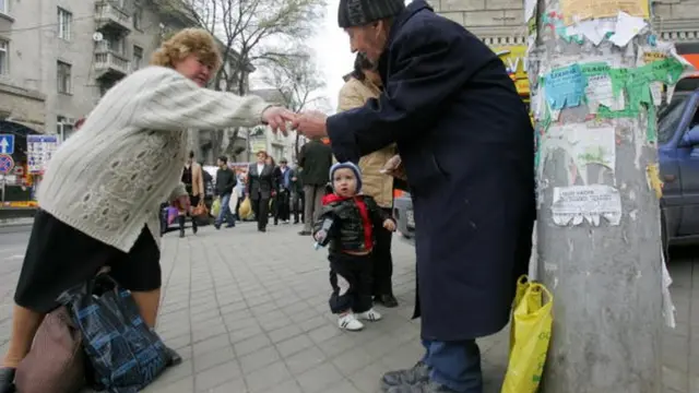 Подаяние в центре Кишинева