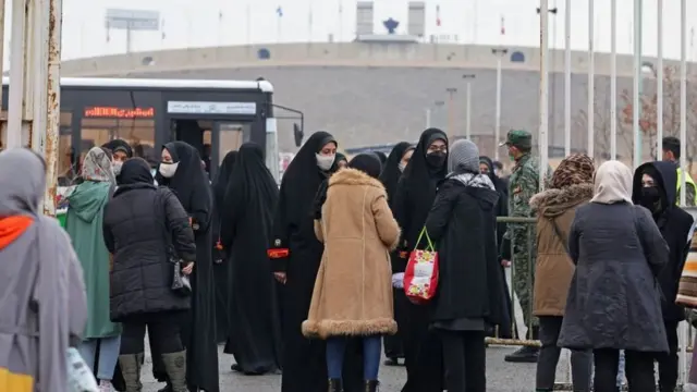 بازی فوتبال ایران و عراق در استادیوم آزادی