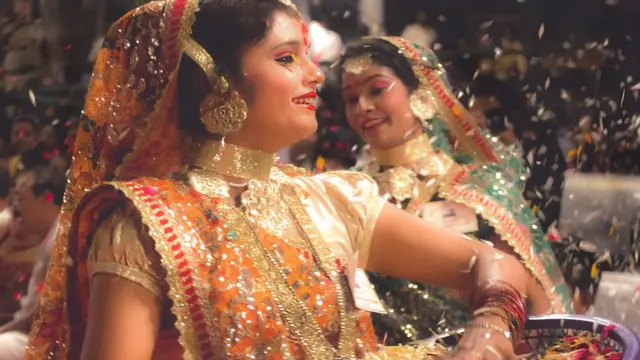 फूलवालों की सैर