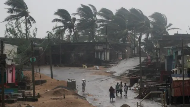 તોફાનની પ્રતીકાત્મક તસવીર