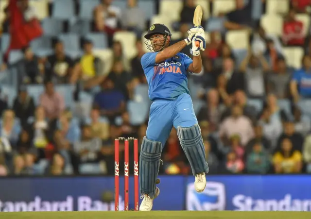 महेंद्र सिंह धोनी, Mahendra Singh Dhoni, Dhoni, धोनी