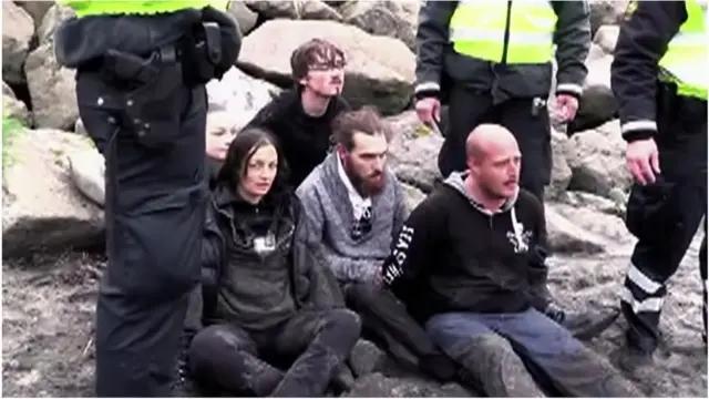 Активісти з організації Sea Shepherd, затримані поліцією