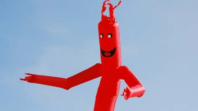 યુદ્ધમાં વપરાયેલા ફુગ્ગાઓની પ્રતીકાત્મક તસ્વીર