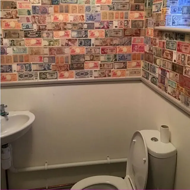 Baño de la biblioteca