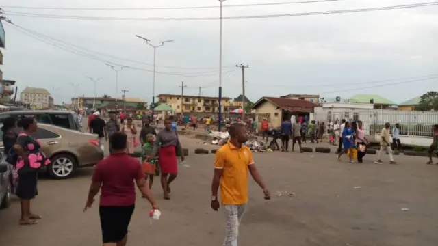 Etu Douglas road dízi ugbua