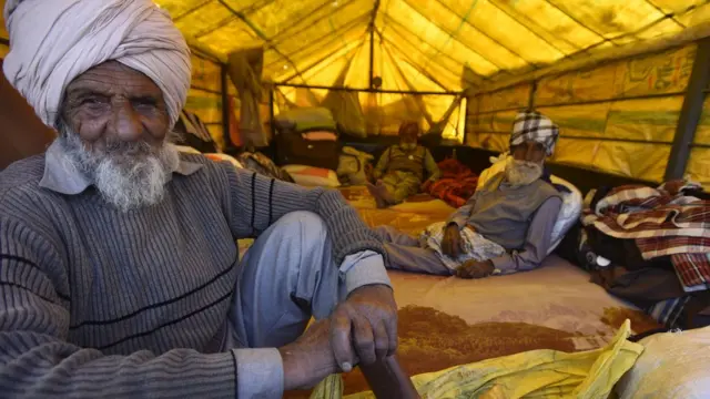 পাঞ্জাবের কৃষকরা বলছেন দীর্ঘ আন্দোলনের প্রস্তুতি নিয়েই তারা দিল্লিতে এসেছেন