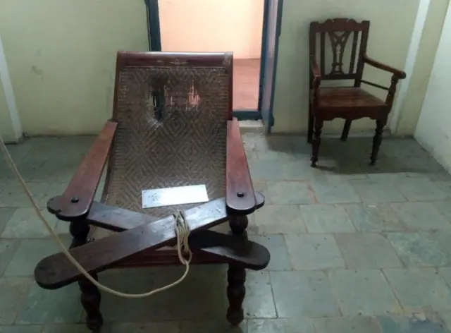 కందుకూరి ఉపయోగించిన కుర్చీ