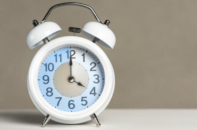 Relógioesportiva bet fortune tigerponteiro mostrando que são 4 horas