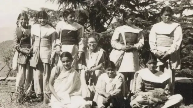 સરલાબહેન