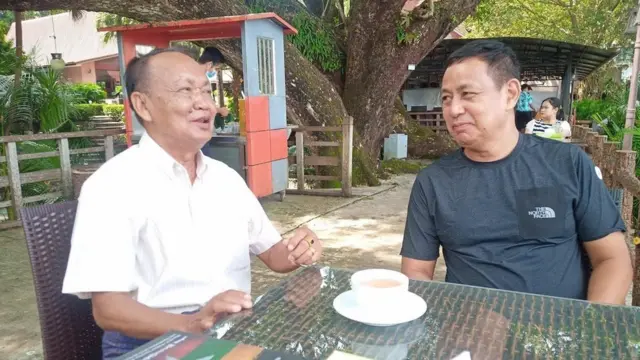 မုံရွာအောင်ရှင်နဲ့ ပြန်ကြားရေးဝန်ကြီးဟောင်းဦးရဲထွဋ်