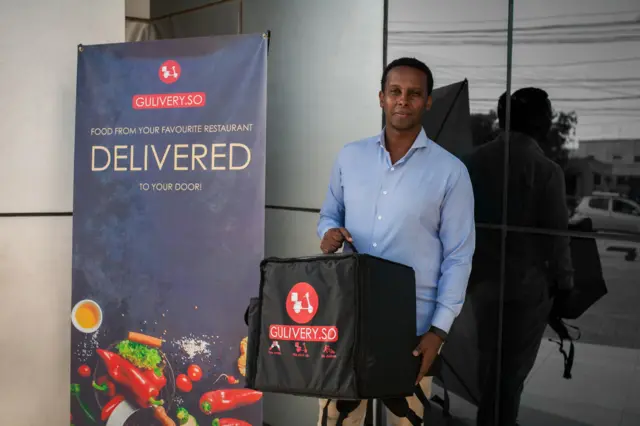 Ka faa'ideysiga Technology-yada & Soomaalida.