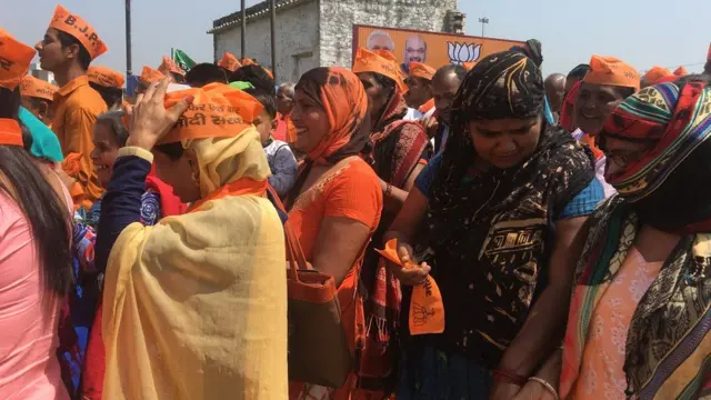 मेरठ की रैली में भाजपा कार्यकर्ता