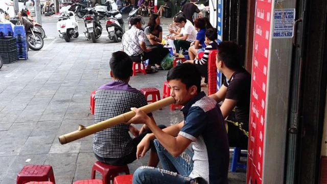 Pedagang kopi kaki lima Vietnam