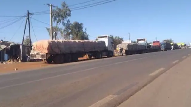 Les transporteurs sont bloqués a la frontière entre le Senegal et le Mali